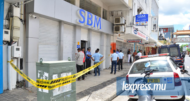 Vol de Rs 4 M à la SBM: trois nouveaux suspects arrêtés 