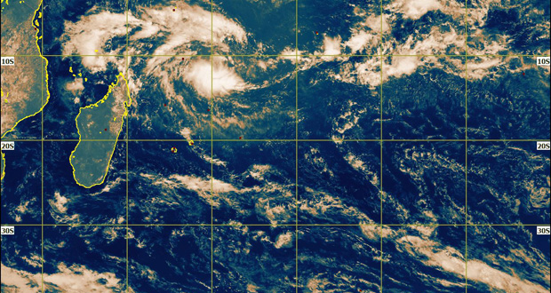 Une perturbation tropicale au nord de Rodrigues