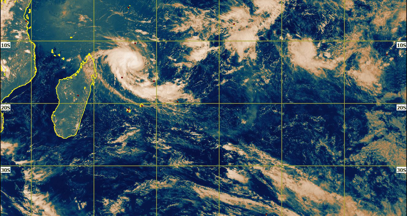 Météo: Enawo s’intensifie en un cyclone tropical