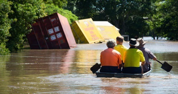 Cyclone en Australie: deux morts et des villes inondées