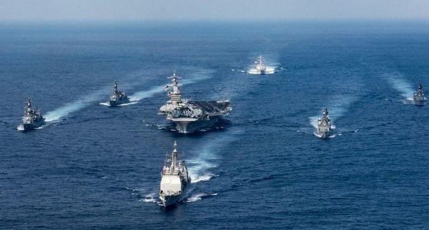 Un porte-avions US et sa flotte en route vers la péninsule coréenne 