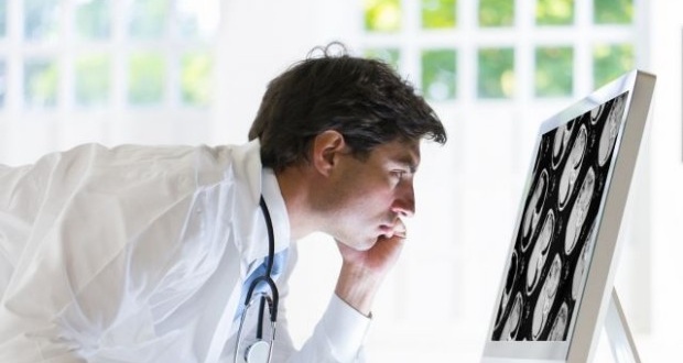 Relation avec son médecin: le climat de confiance améliore la santé