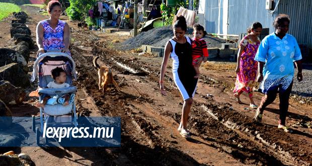 Amaury: les habitants réclament des drains