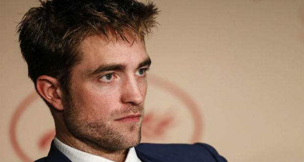 Le Festival de Cannes sous adrénaline, avec Robert Pattinson en braqueur survolté