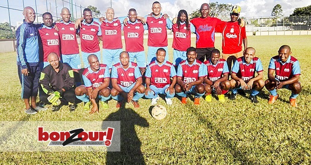 Proches et amis honorent Vivian Lent à St-Pierre