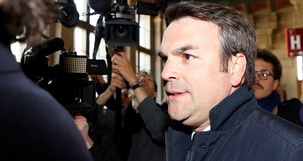 Impôts en retard: un ex-ministre français condamné