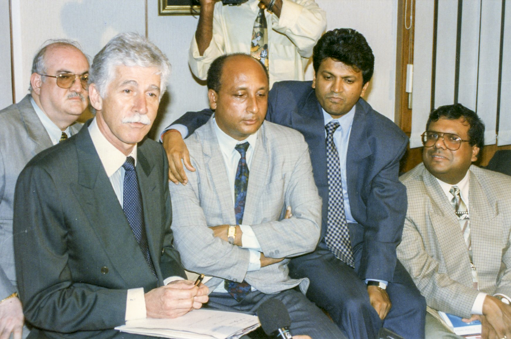 Il y a 20 ans : le 21 juin 1997 -Révocation du vice Premier ministre Paul Bérenger