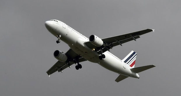  Airbus, affecté par des problèmes de moteurs, annonce un bénéfice en recul au 1er semestre 