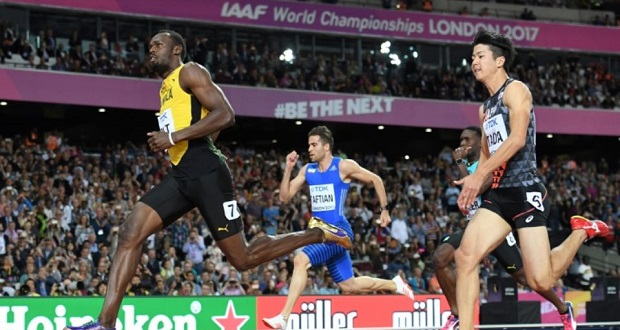 Athlétisme: Bolt passe en demies du 100 m sans trembler, tout comme Gatlin