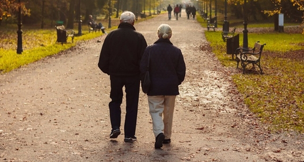  À 93 ans, il fugue de sa maison de retraite pour retrouver son amoureuse