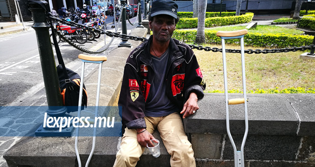 Mendiants à Port-Louis: «Swa zwé kouk ar gard, swa mor dé fin»