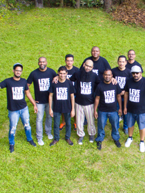 Violence envers les femmes: les hommes de P&P Link piquent leurs semblables