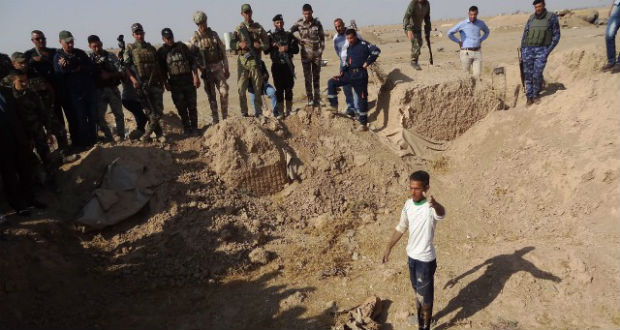 Irak: 400 corps découverts dans des charniers