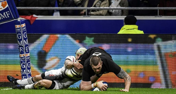 Rugby: pas de revanche pour des Bleus bis valeureux face aux Blacks
