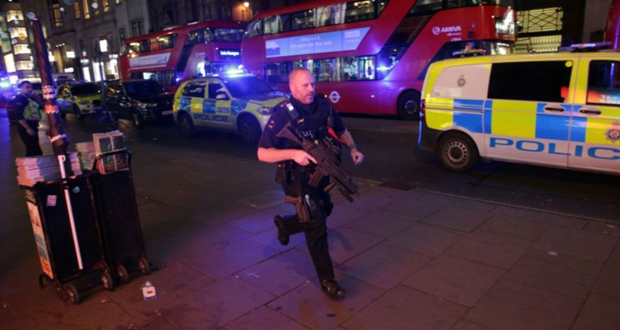 Londres: panique et fausse alerte terroriste en plein Black Friday, des blessés