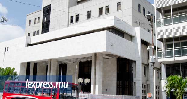 Cour intermédiaire: elle écope d’une amende de Rs 80 000 pour falsification de documents