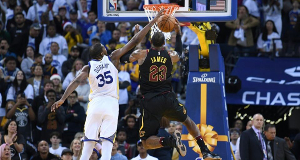 NBA: Golden State domine Cleveland, Houston perd encore à Oklahoma City