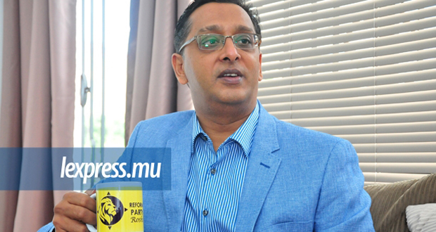  Démission comme ministre: quand Roshi Bhadain se souvient…