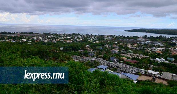 Les Salines: le sel fait pousser des villas