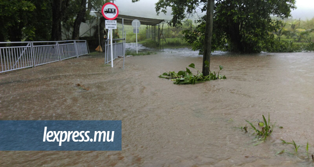 Météo: pluies et orages de retour, accumulations d’eau et brouillard attendus