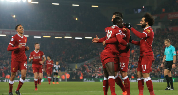 Angleterre - 29e journée: Liverpool et Tottenham intraitables