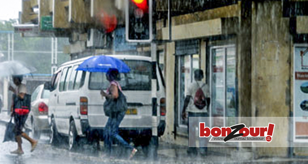 Météo: Accumulations d’eau, brouillard et orages au rendez-vous