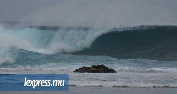 Météo: le soleil fait des vagues