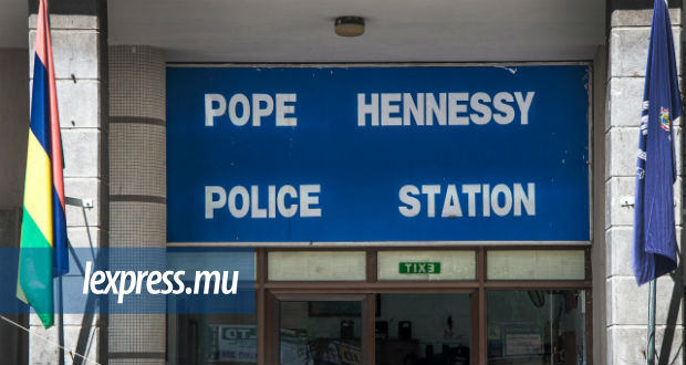 Poste de police de Pope Henessy: Maltraitée par son fils depuis cinq ans, elle porte plainte