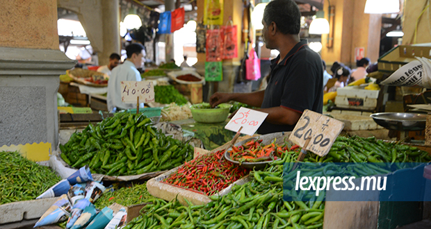 Mercuriale des légumes: La tente bazar d’aujourd’hui plus chère de 20 %