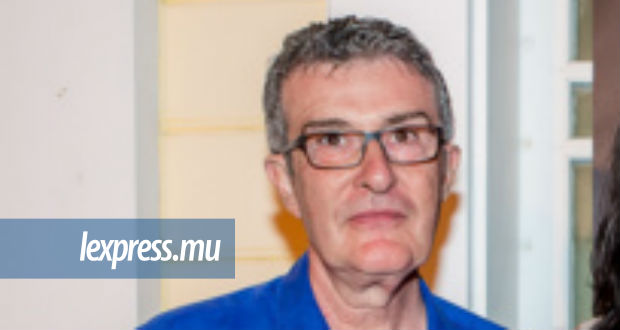 François-Louis Athénas: «La photo c’est prendre du temps avec le photographe, c’est pas des selfies»