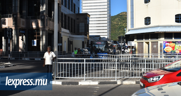 Port-Louis: un véhicule de police impliqué dans un accident