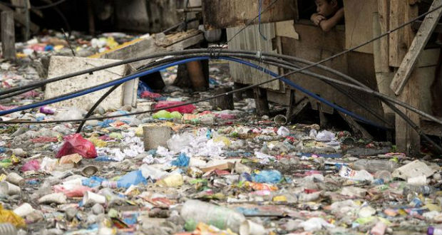 5 000 milliards de sacs par an: Le monde malade de sa consommation de plastique 