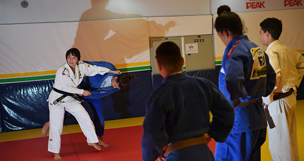 Entraînés par une femme, les judokas brésiliens mettent les préjugés au tapis