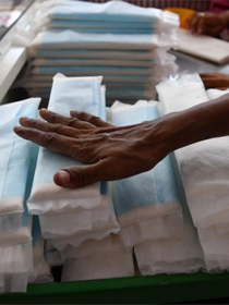 Abandon d'une taxe controversée sur les serviettes hygiéniques