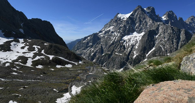 Quatre personnes décèdent dans des accidents de montagne dans les Alpes