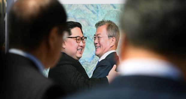 Moon Jae-in atterrit à Pyongyang pour le troisième sommet intercoréen