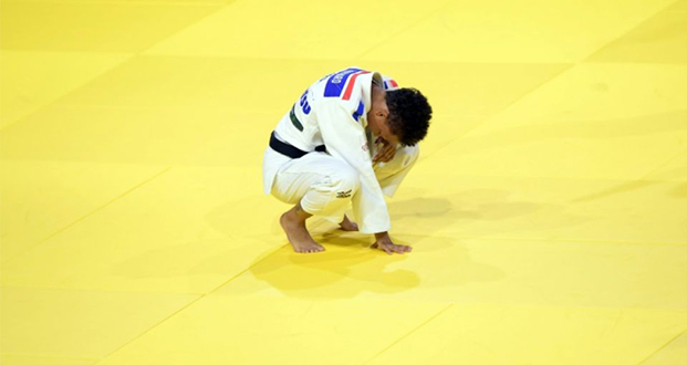 Mondiaux de judo: Buchard, battue en 26 sec, combattra pour du bronze