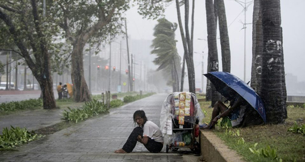 Philippines: cinq morts et des disparus après le passage du typhon Yutu