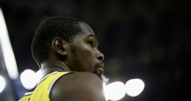 NBA: Golden State rebondit, Toronto enchaîne