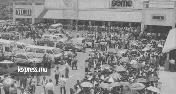 Il y a 16 ans: une foule monstre pour l’ouverture du Trianon Shopping Park