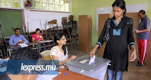 Renvoi des élections villageoises: la loi votée, la réforme électorale avancée comme raison…