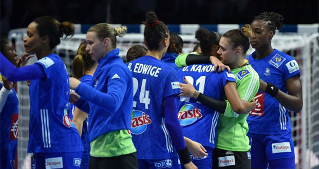 Hand: les Françaises sauvent l’essentiel