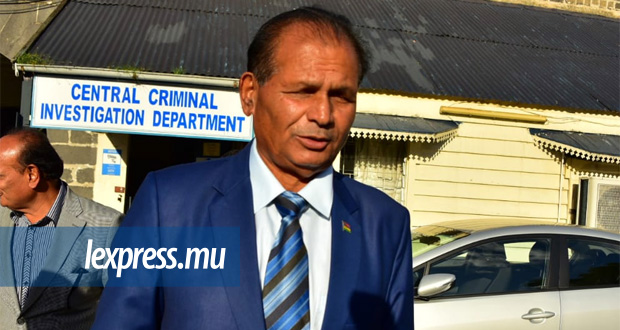 Affaire Bal Kouler: convoqué pour fuite de document, Dayal demande au président de suspendre le DPP