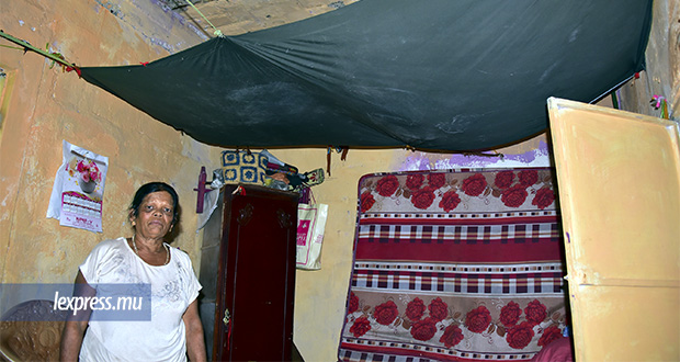 Squatters à Camp-Ramdin: Pooja, son père de 80 ans et d’autres familles expulsés
