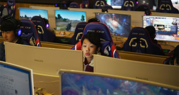 Jeux vidéo en Chine: Tencent durcit ses restrictions pour les enfants