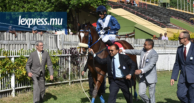 Hippisme-7e journée: Rule The Night abaisse le record du 990m