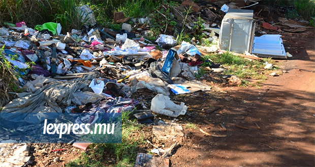 Riche-Terre: une terre riche…en ordures