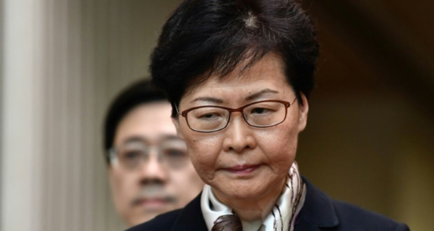 La dirigeante de Hong Kong exclut toute concession et met en garde contre une grave crise économique