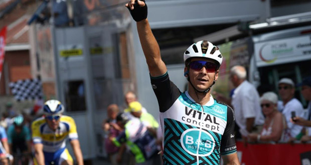 Cyclisme: l’équipe bretonne Vital Concept devient B&B; Hôtels