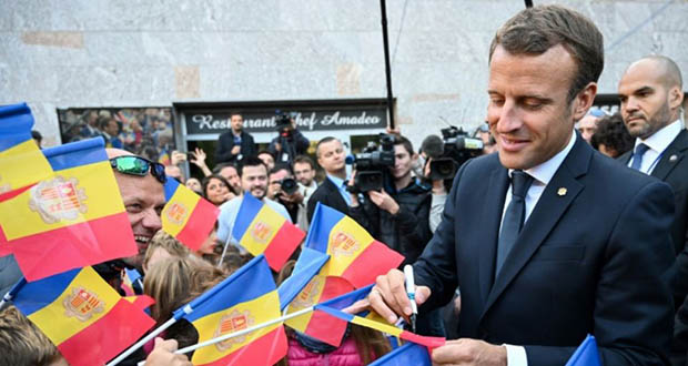 Visite princière de Macron en Andorre, entre retraite à 65 ans, avantages fiscaux et anti-avortement